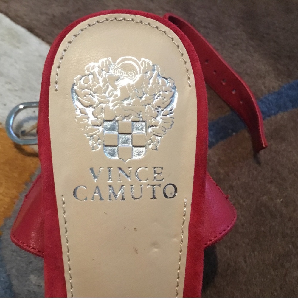NOT AVAILABLE Vince Camuto Red Suede Platform Heels, size 9